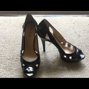 Guess black peep toe heels